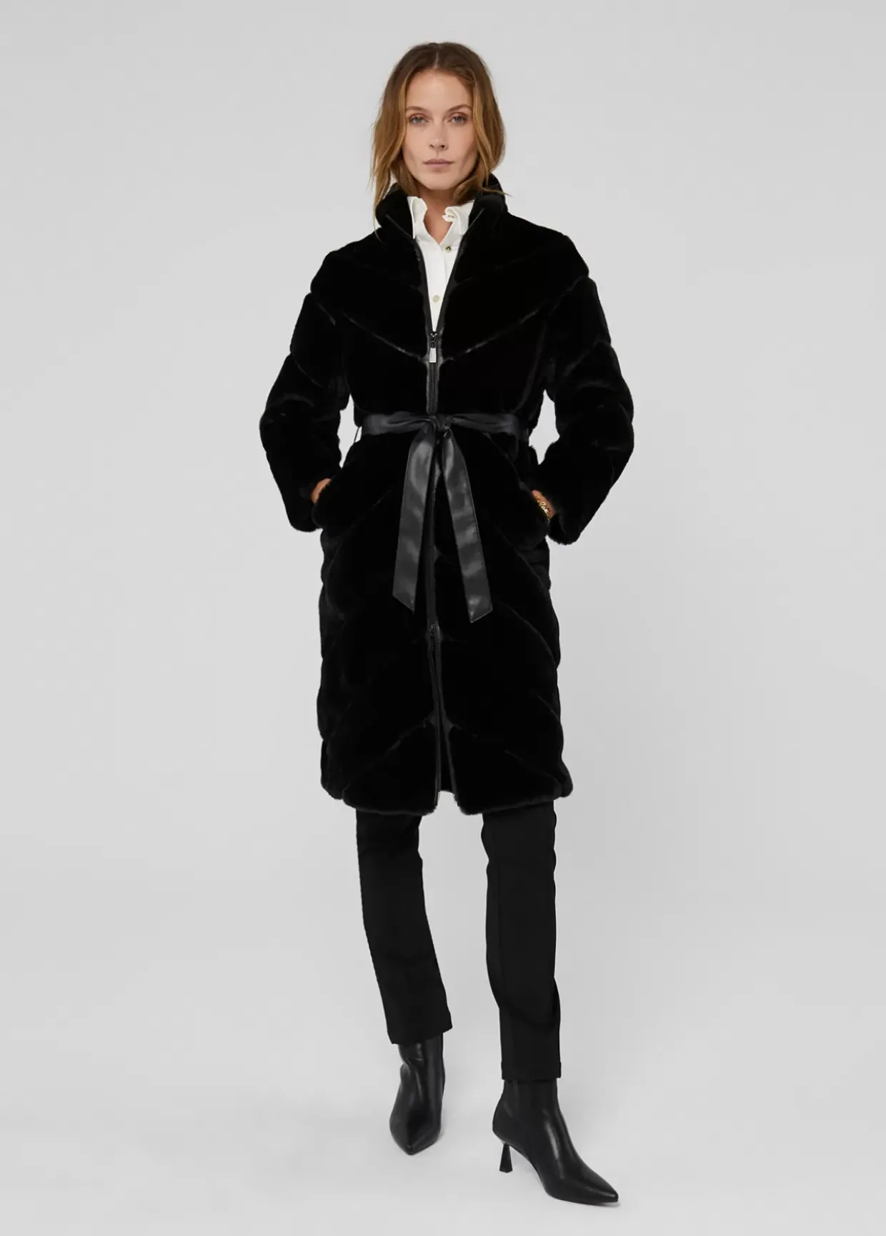 Abrigo pelo combinado