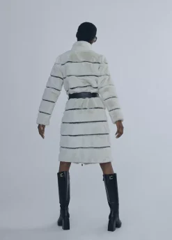 Abrigo pelo detalle efecto piel |  COLECCIÓN LOLA | Lola Casademunt