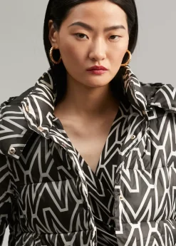 Anorak corto acolchado monograma