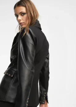 Blazer detalle eyelets