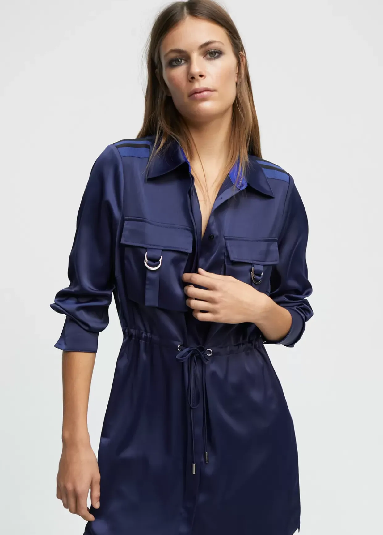 Blusón satinado ajustable