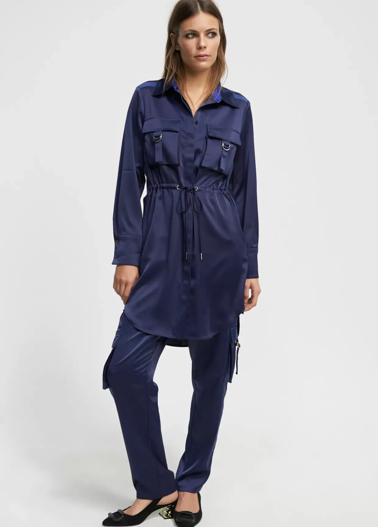 Blusón satinado ajustable