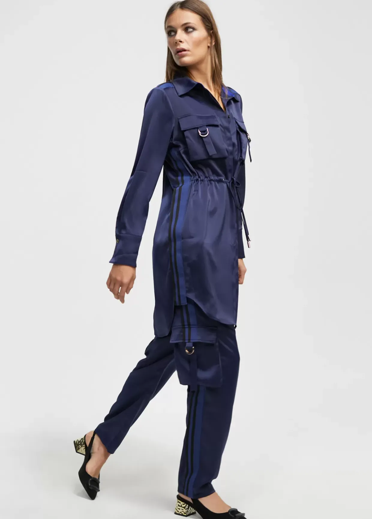 Blusón satinado ajustable