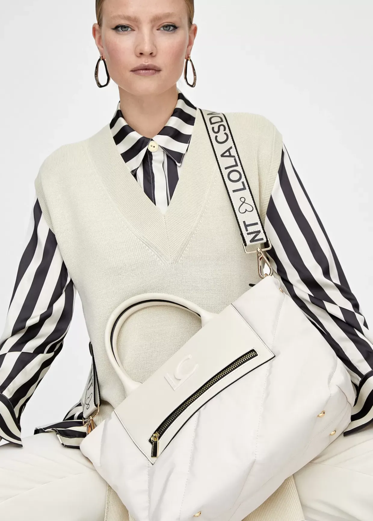 Bolso tipo shooper acolchado