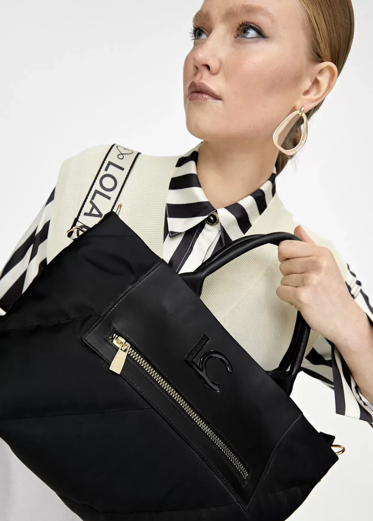 Bolso tipo shooper acolchado