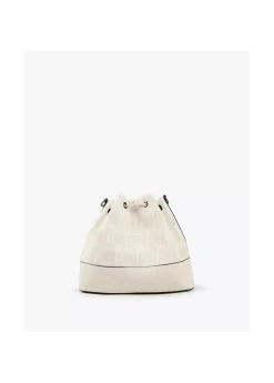 Bombonera color crudo.