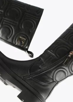 Bota alta logotipada | COLECCIÓN LOLA | Lola Casademunt