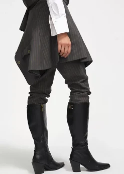 Bota estilo cowboy caña alta