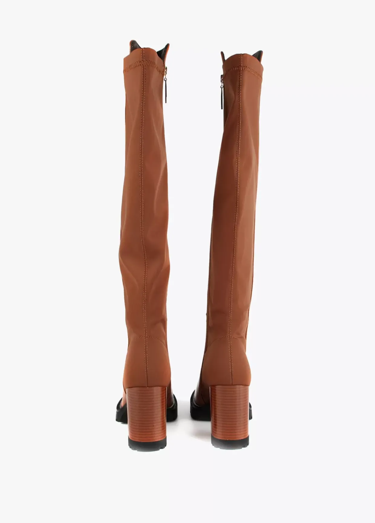 Bota mosquetera alta con tacón | Calzado | Lola Casademunt