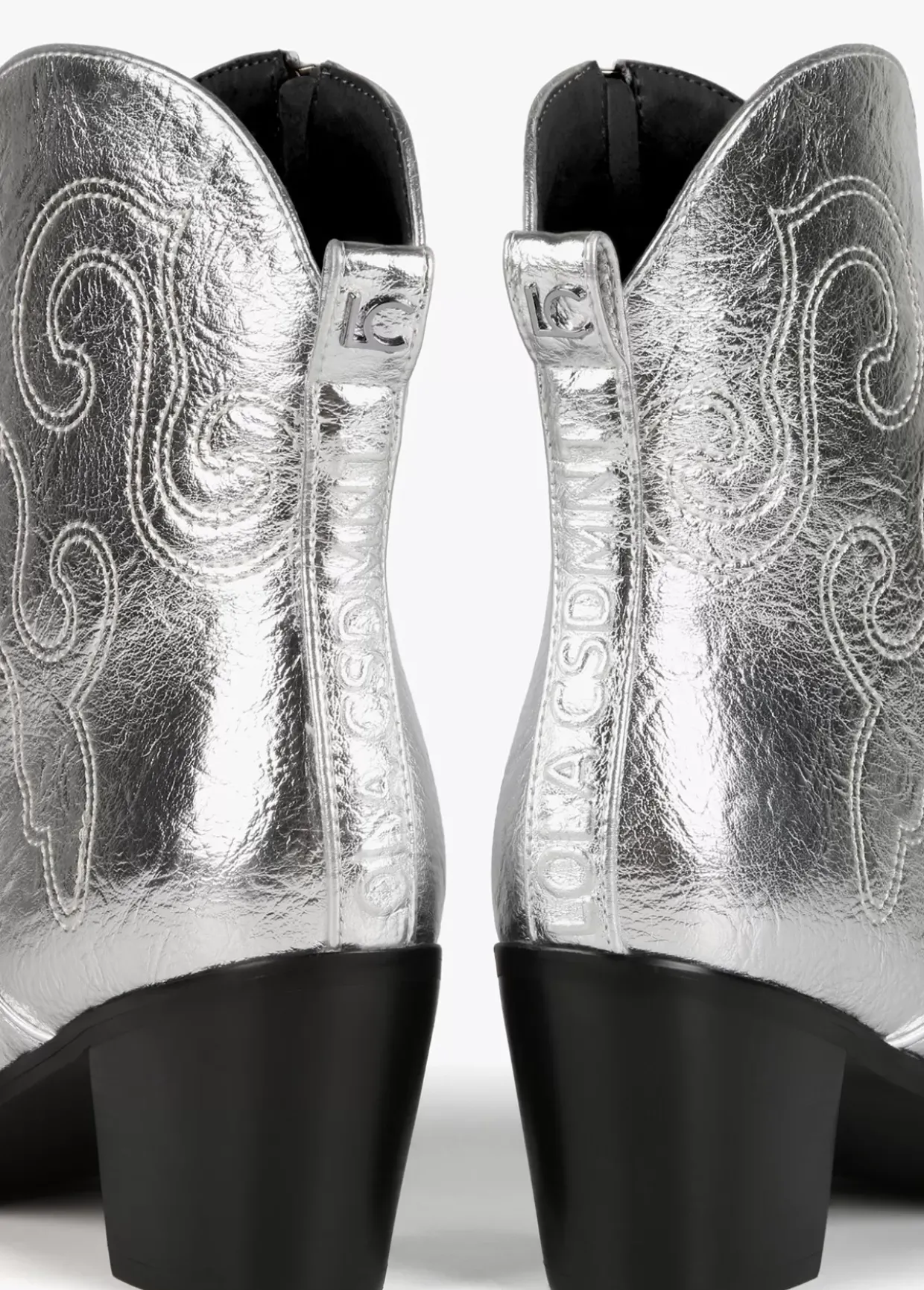 Botín estilo cowboy