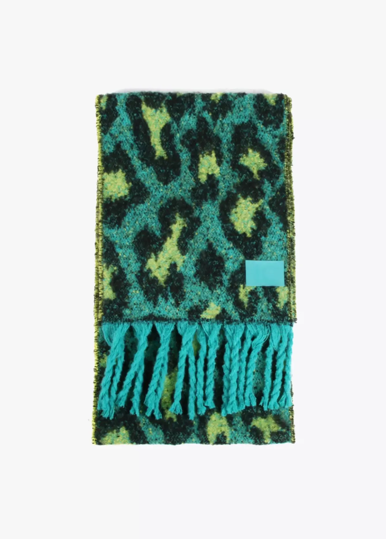 Bufanda animal print y flecos