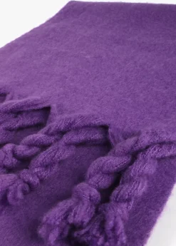 Bufanda con flecos trenzados