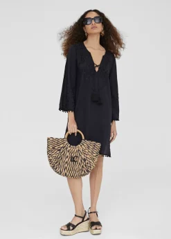 Caftan corto con bordado