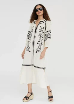 Caftan largo con bordado