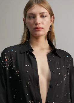 Camisa detalle joyas