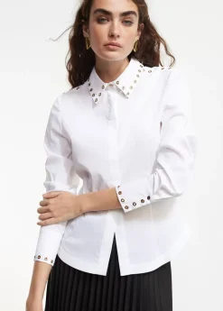 Camisa detalle tachas