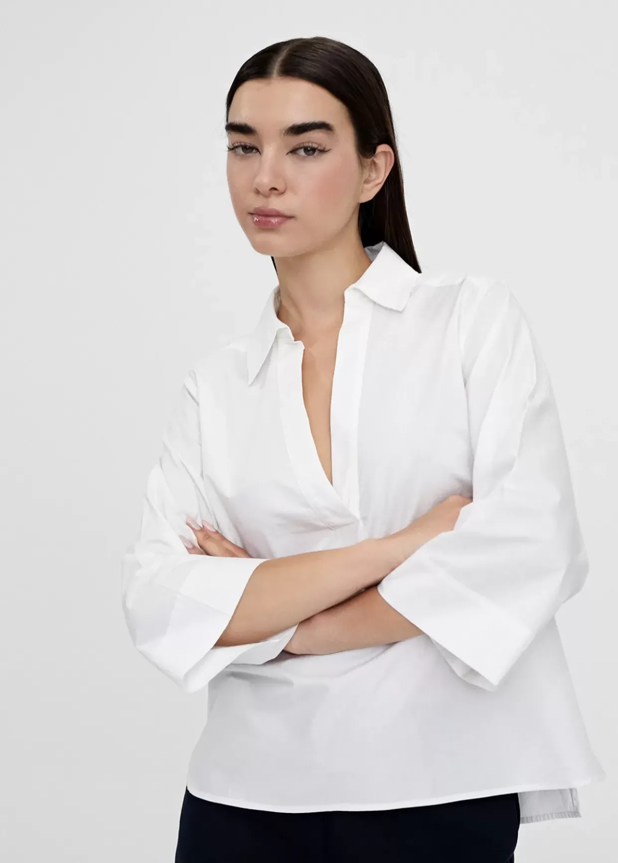 Camisa pico manga acampanada