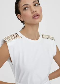 Camiseta con cinturón