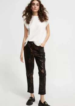 Camiseta detalle bordado