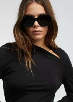 Camiseta detalle cuello