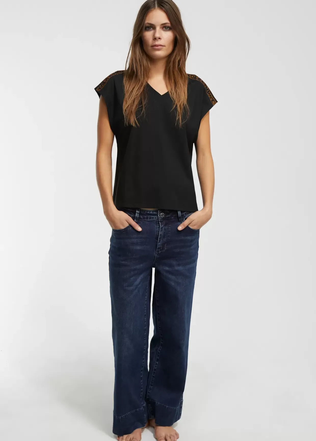 Camiseta detalle hombros