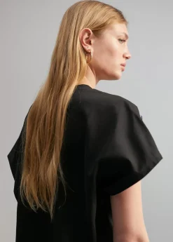 Camiseta detalle joyas