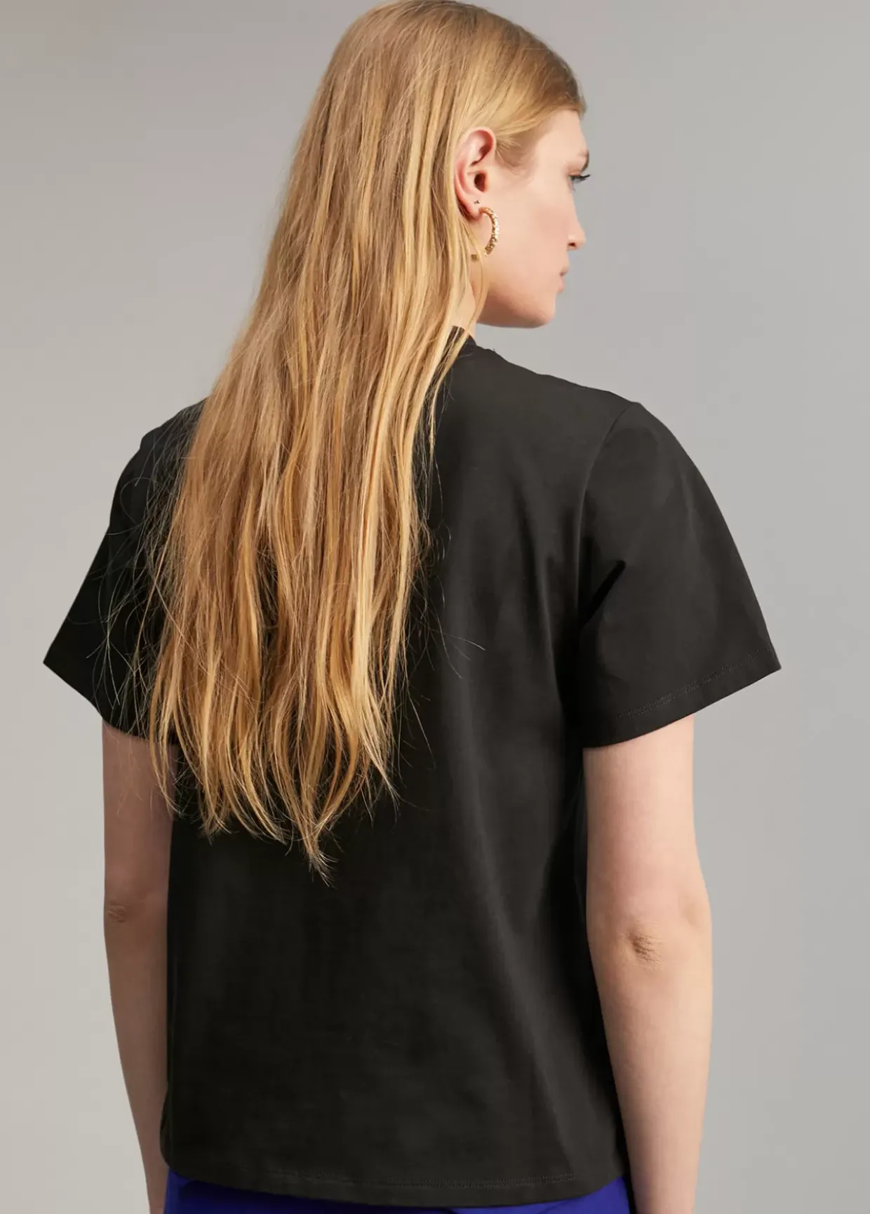 Camiseta detalle pedrería