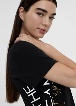 Camiseta posicionado letras