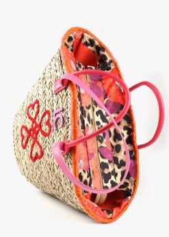 Capazo corazones bordados