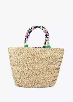 Capazo Letras contraste.