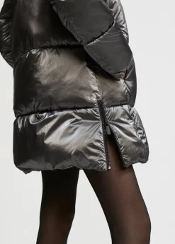 chaqueta acolchada metalizada