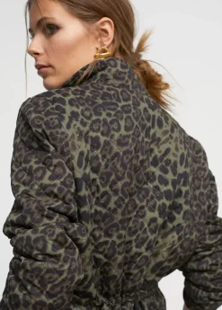 Chaqueta animal print