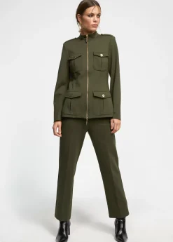 Chaqueta con cremallera