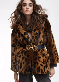 Chaqueta de pelo animal print