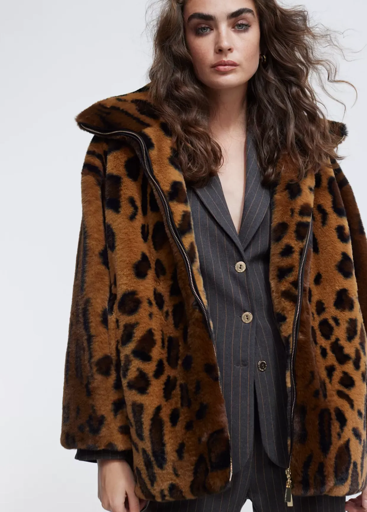 Chaqueta de pelo animal print