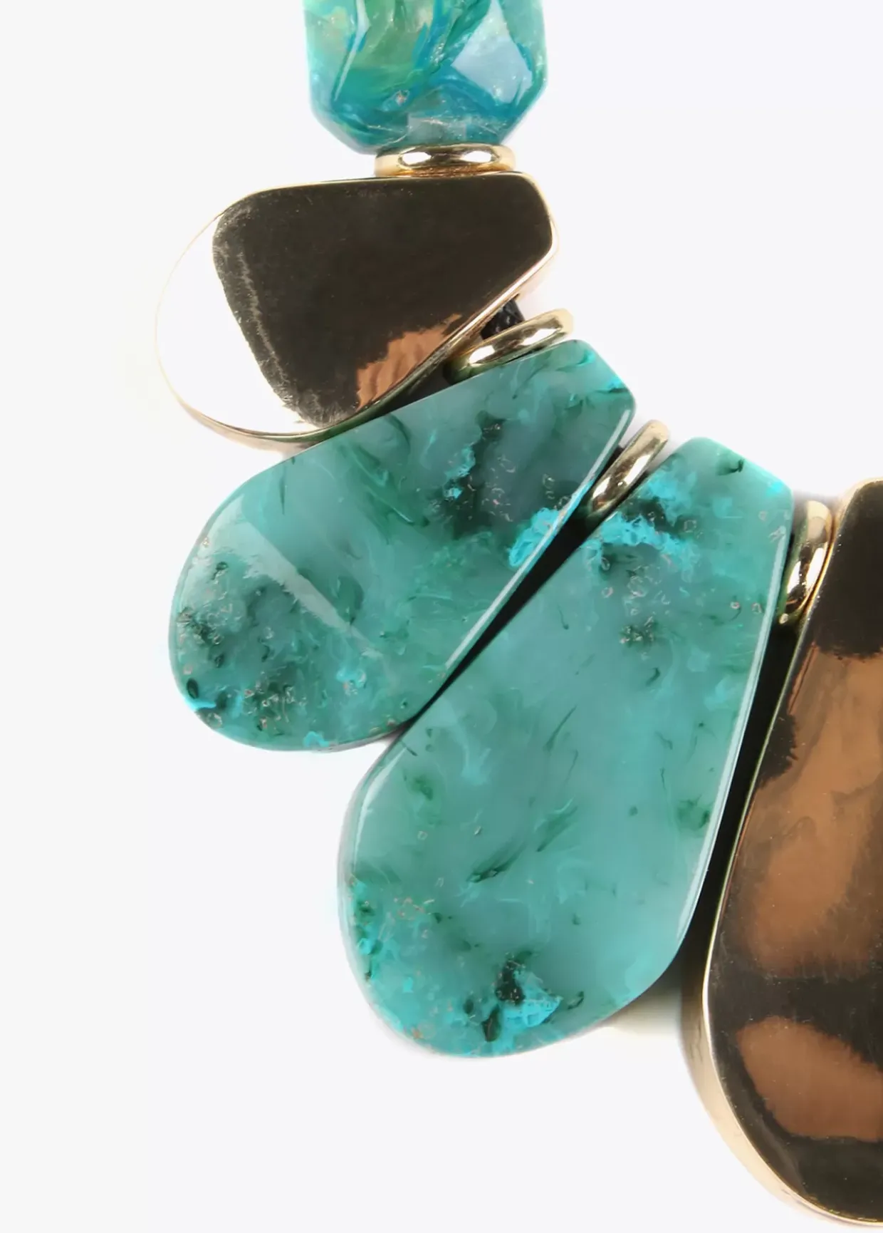 Collar con colgante turquesa