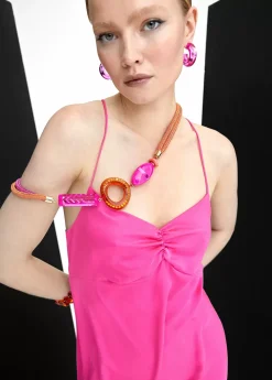 Collar cordón y abalorios