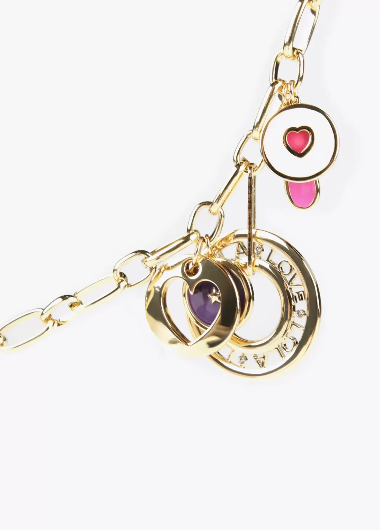 Collar dorado con charms