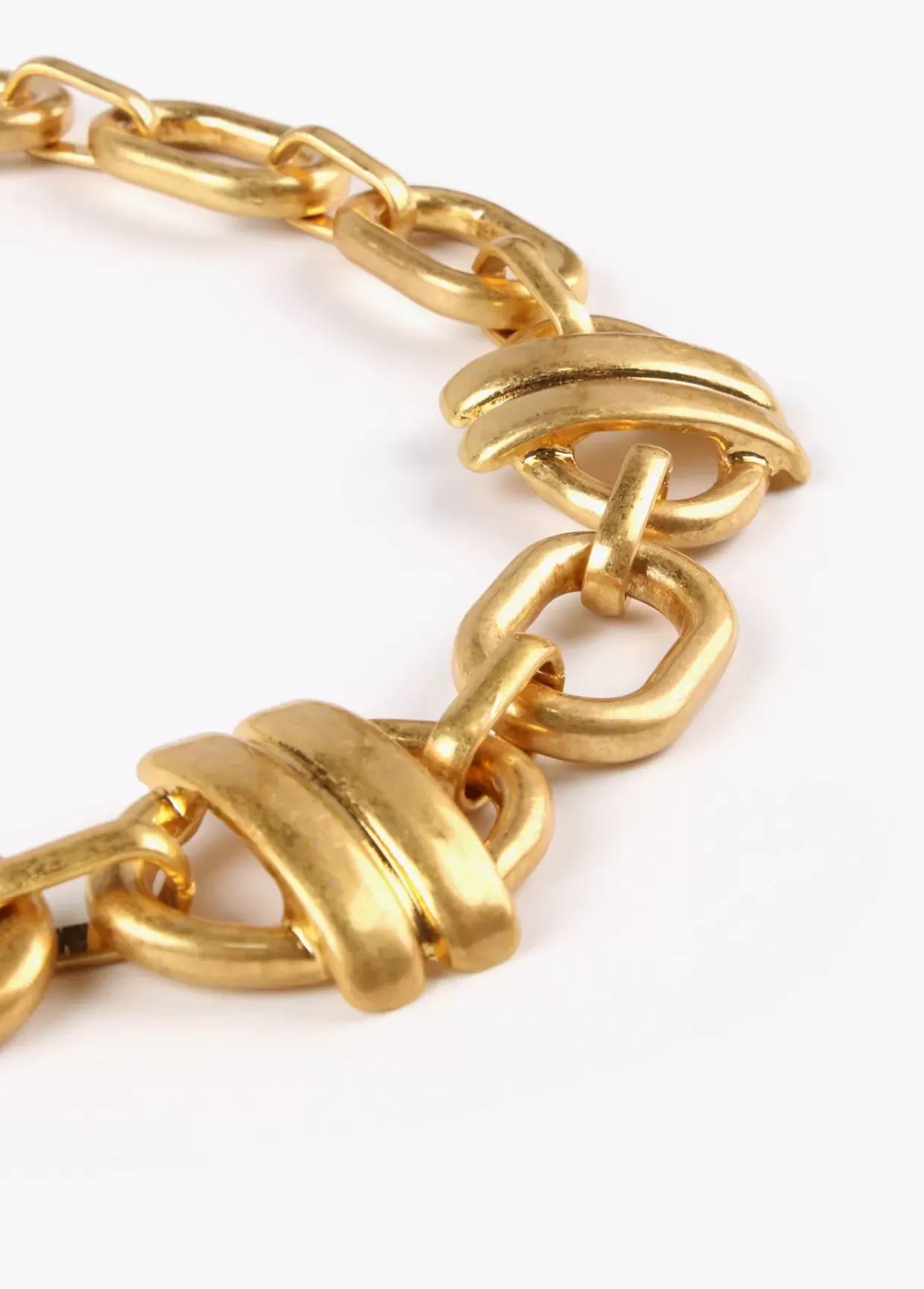 Collar gargantilla dorado