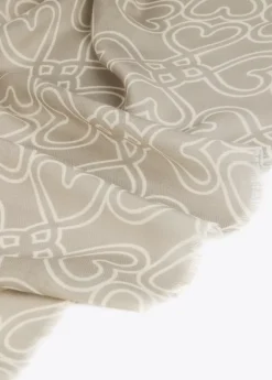 Fular crudo corazones infinitos