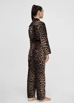 Mono animal print