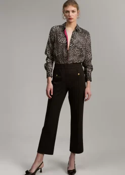 Pantalón detalle botón