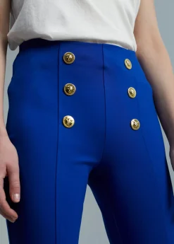 Pantalón detalle botones