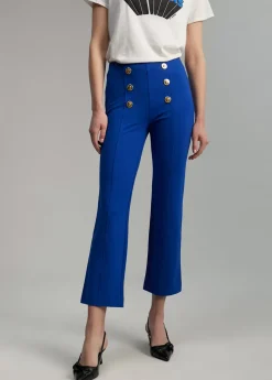 Pantalón detalle botones