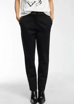 Pantalón detalle eyelets