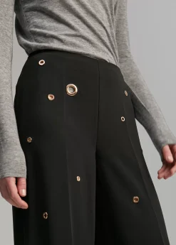 Pantalón detalle eyelets