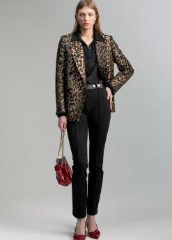 Pantalón detalles efecto piel