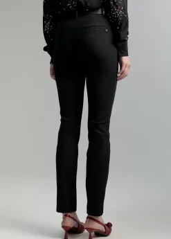 Pantalón detalles efecto piel