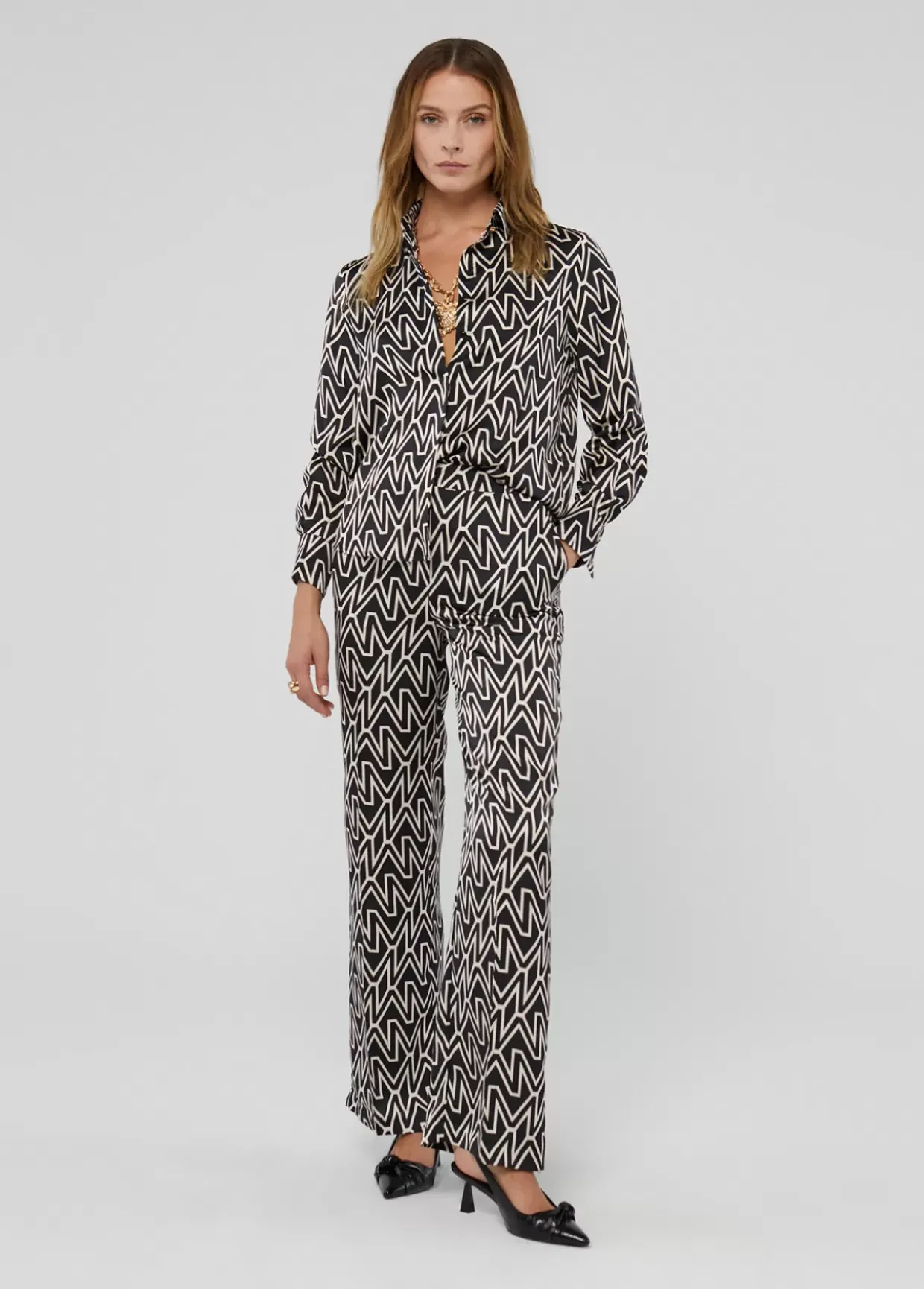 Pantalón monograma M