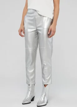 Pantalón plateado